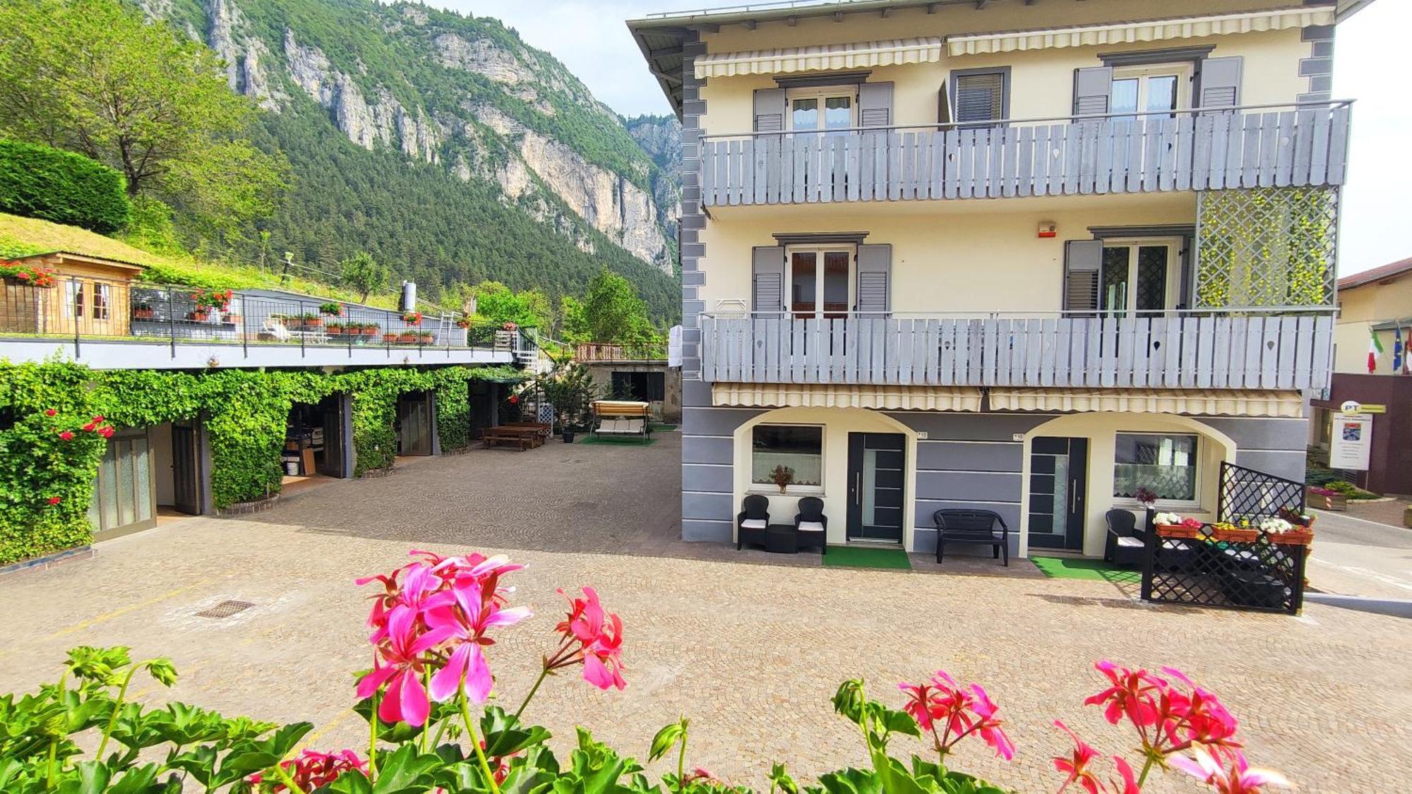 Apartments Giovannini Fai della Paganella Ngoại thất bức ảnh